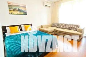 1-к квартира, посуточно, 40м2, 7/7 этаж