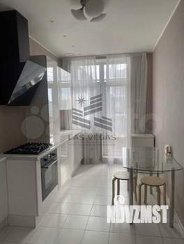 1-к квартира, на длительный срок, 50м2, 3/6 этаж