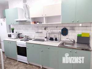 1-к квартира, посуточно, 43м2, 1/1 этаж