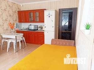 1-к квартира, посуточно, 46м2, 2/10 этаж