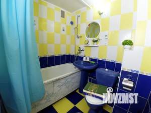 1-к квартира, посуточно, 42м2, 4/9 этаж