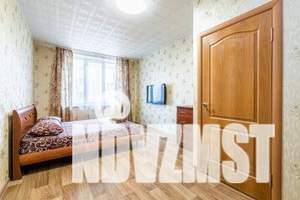 1-к квартира, посуточно, 42м2, 6/18 этаж