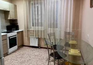 1-к квартира, на длительный срок, 42м2, 3/18 этаж