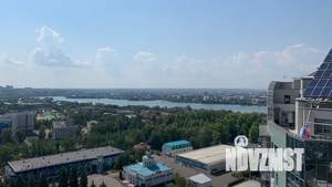 Студия квартира, посуточно, 42м2, 22/23 этаж