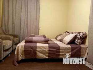 1-к квартира, посуточно, 32м2, 1/2 этаж