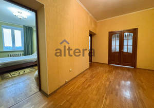 4-к квартира, на длительный срок, 140м2, 4/5 этаж