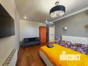 1-к квартира, посуточно, 65м2, 10/17 этаж