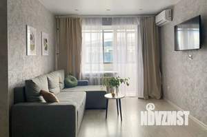 2-к квартира, посуточно, 45м2, 3/6 этаж