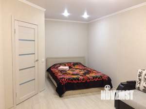 1-к квартира, посуточно, 40м2, 4/10 этаж