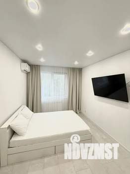 1-к квартира, посуточно, 44м2, 4/5 этаж