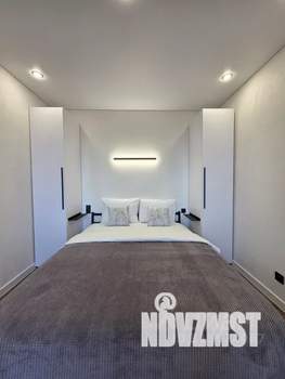 Студия квартира, посуточно, 38м2, 7/17 этаж