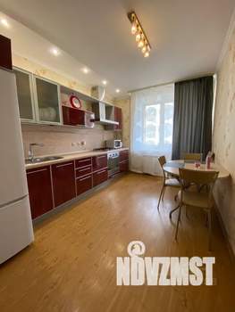 1-к квартира, посуточно, 44м2, 4/9 этаж