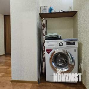 2-к квартира, посуточно, 65м2, 1/10 этаж