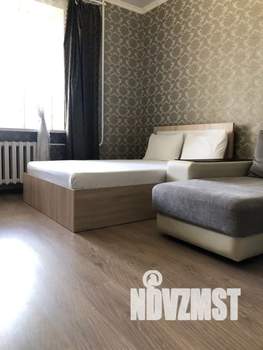 1-к квартира, посуточно, 50м2, 2/5 этаж