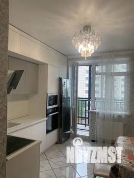 1-к квартира, посуточно, 42м2, 2/20 этаж