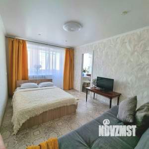 1-к квартира, посуточно, 35м2, 4/6 этаж