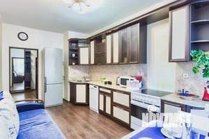 2-к квартира, посуточно, 79м2, 1/1 этаж