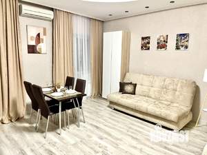 Студия квартира, посуточно, 46м2, 10/22 этаж