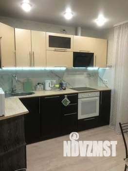 1-к квартира, посуточно, 38м2, 8/17 этаж