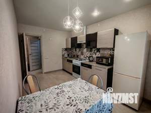 1-к квартира, посуточно, 46м2, 3/10 этаж