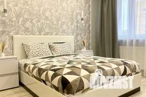 1-к квартира, посуточно, 43м2, 10/18 этаж