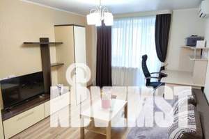 1-к квартира, посуточно, 42м2, 3/12 этаж