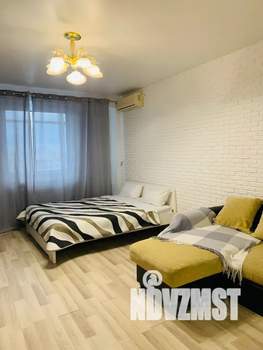 Студия квартира, посуточно, 41м2, 16/18 этаж