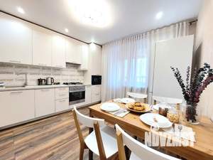 3-к квартира, посуточно, 87м2, 4/9 этаж