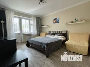 2-к квартира, посуточно, 50м2, 1/9 этаж