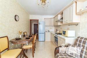 1-к квартира, посуточно, 56м2, 2/5 этаж