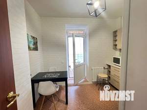 1-к квартира, посуточно, 39м2, 7/9 этаж