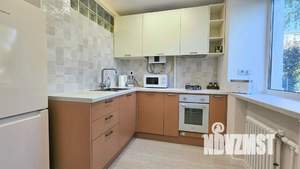 2-к квартира, посуточно, 42м2, 1/1 этаж