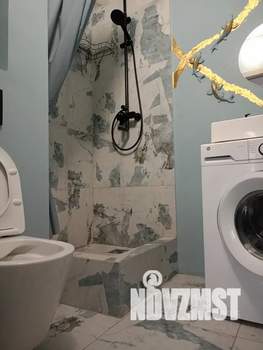 Студия квартира, посуточно, 14м2, 1/9 этаж