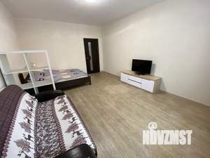 1-к квартира, посуточно, 47м2, 3/10 этаж