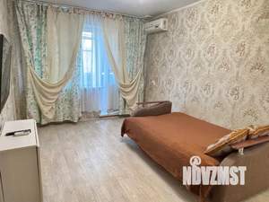 1-к квартира, посуточно, 35м2, 2/10 этаж