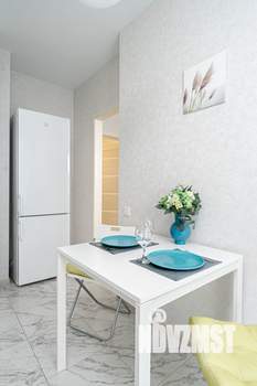 1-к квартира, посуточно, 38м2, 15/21 этаж