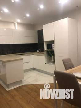 2-к квартира, посуточно, 66м2, 13/19 этаж