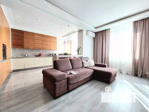 2-к квартира, посуточно, 50м2, 1/1 этаж