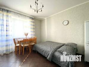 1-к квартира, посуточно, 44м2, 1/1 этаж