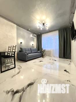 1-к квартира, посуточно, 40м2, 1/10 этаж