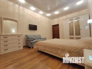 3-к квартира, на длительный срок, 100м2, 6/6 этаж