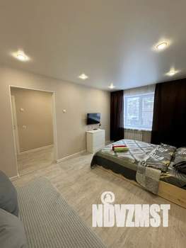 1-к квартира, посуточно, 27м2, 1/9 этаж