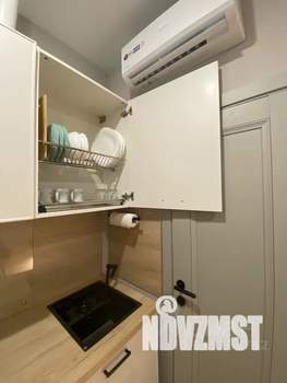 Студия квартира, посуточно, 13м2, 1/3 этаж