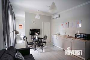 1-к квартира, посуточно, 38м2, 1/1 этаж