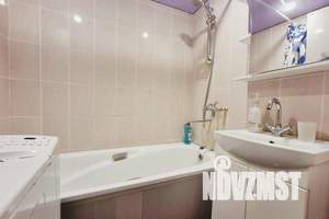 1-к квартира, посуточно, 38м2, 4/10 этаж