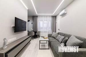 3-к квартира, посуточно, 49м2, 1/1 этаж