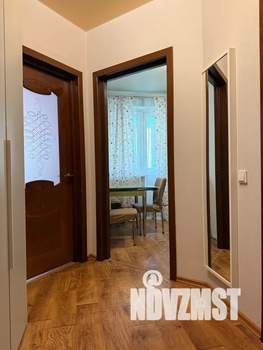 1-к квартира, посуточно, 38м2, 7/10 этаж