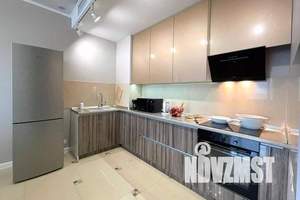 1-к квартира, посуточно, 70м2, 10/35 этаж