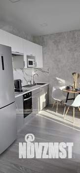 Студия квартира, посуточно, 35м2, 19/19 этаж