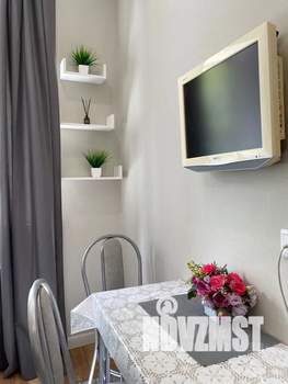 Студия квартира, посуточно, 15м2, 1/5 этаж